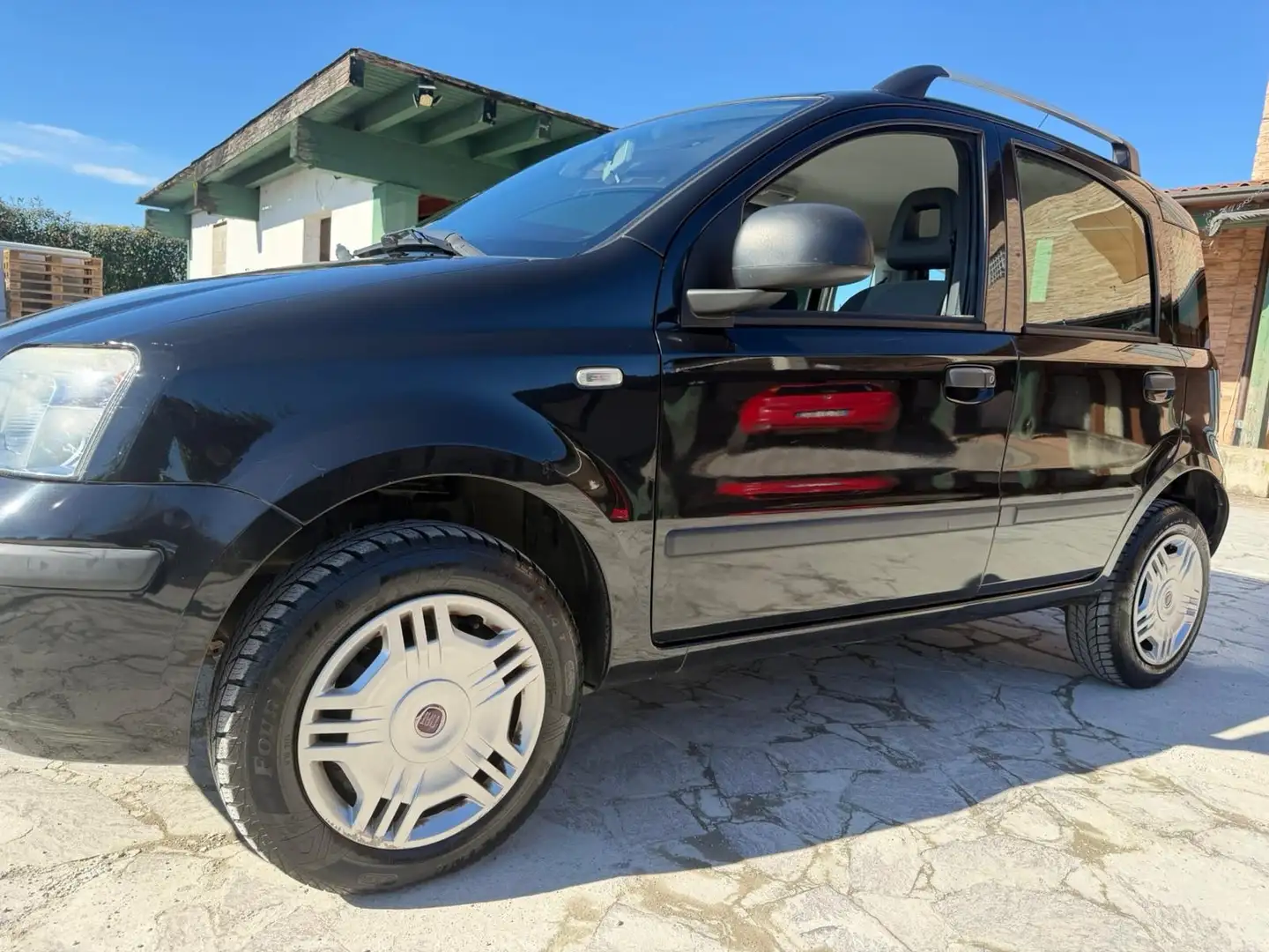 Fiat Panda Panda 1.4 Dynamic Natural Power Mamy neopatentati Schwarz - 1