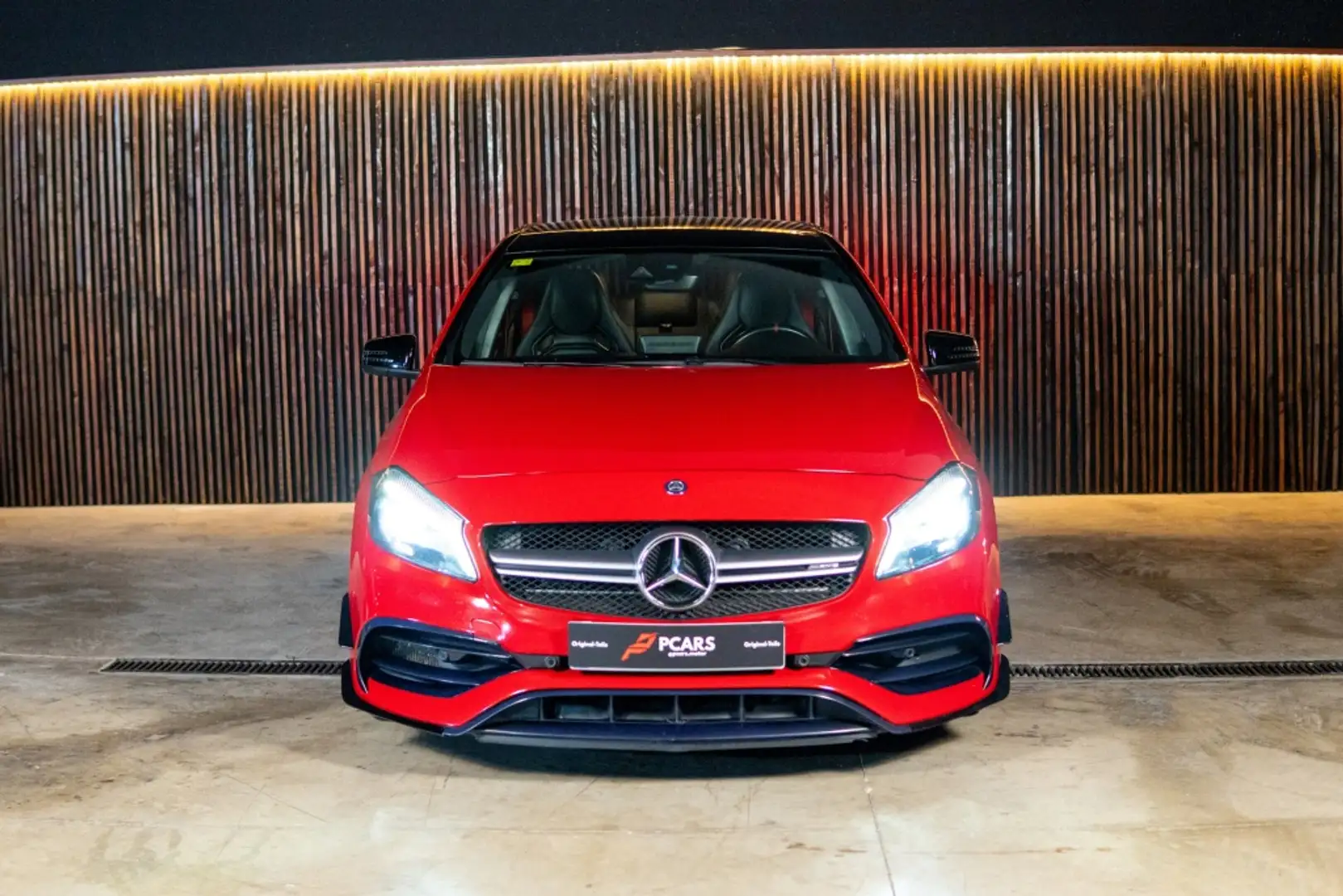 Mercedes-Benz A 45 AMG 4Matic 7G-DCT Rojo - 2