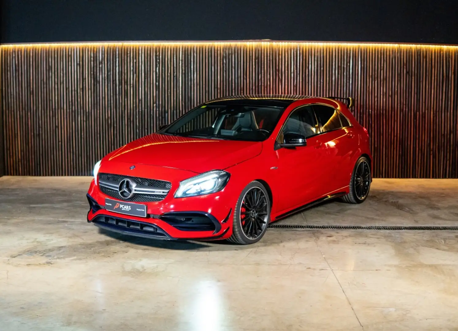 Mercedes-Benz A 45 AMG 4Matic 7G-DCT Rojo - 1