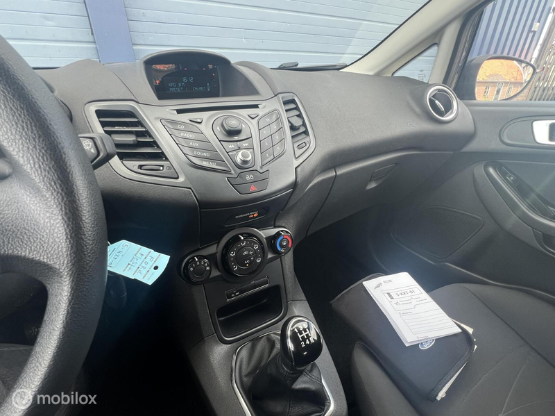 Ford Fiesta 1.0 Style / AIRCO / APK 08-2027 / KEURIGE AUTO! — photo 17