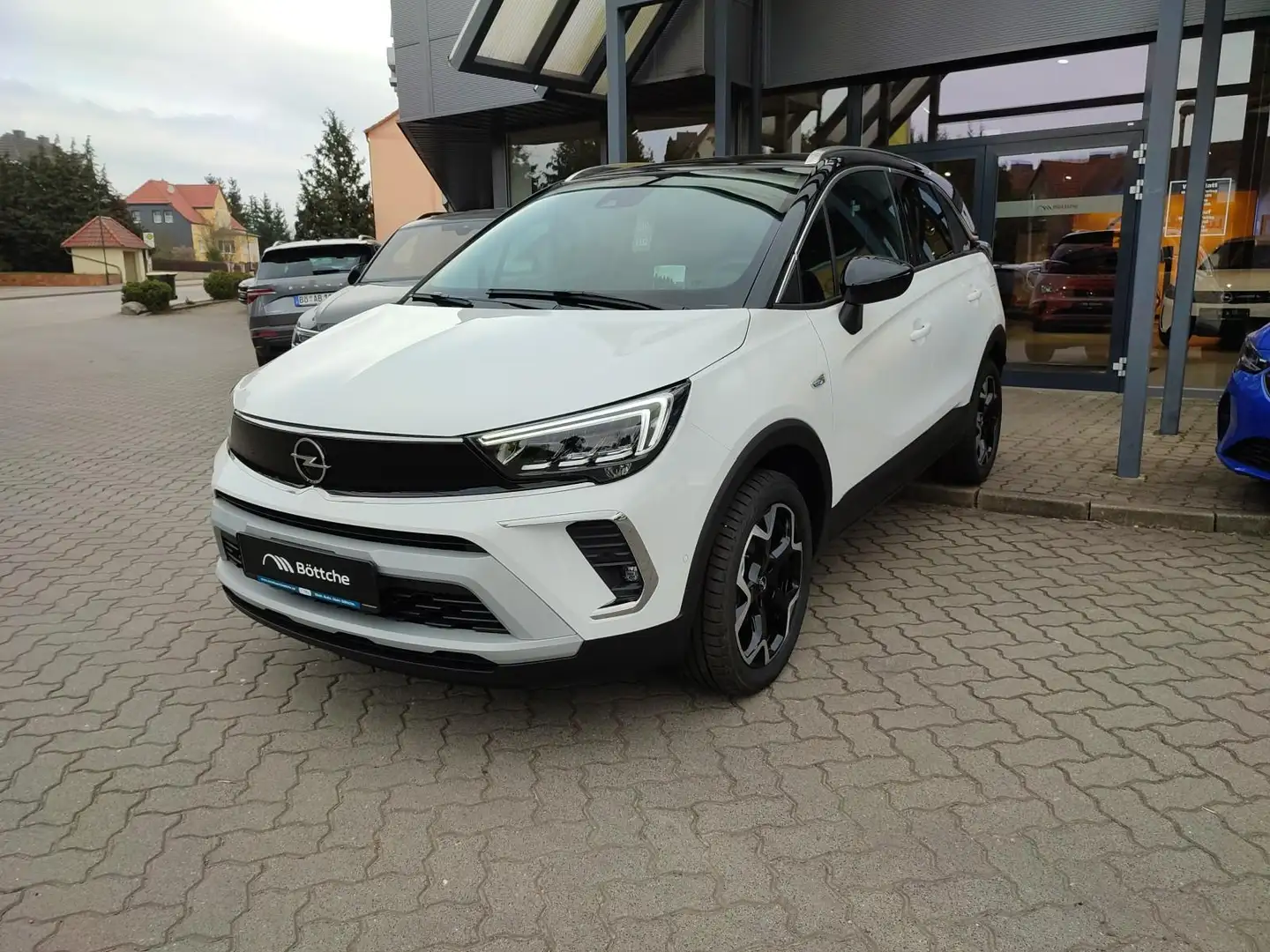 Opel Crossland 1.2 Ultimate Paket AT/LED/Navi/Shz/180°Kamera/Klim Weiß - 2