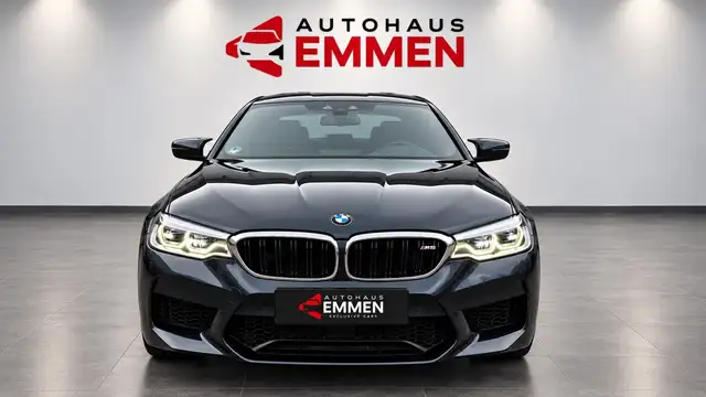 Bmw M5 4.4 Steptronic xDrive Carbon/Akrapovic/Voll