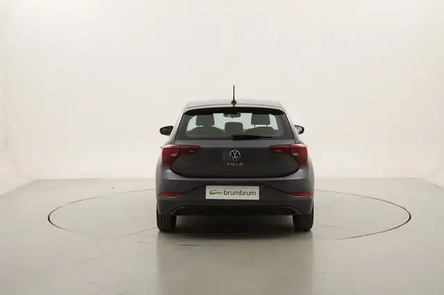 Volkswagen Polo view 4