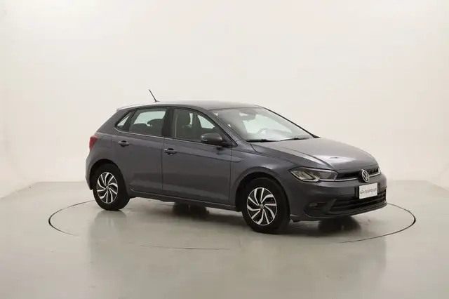 Volkswagen Polo view 7