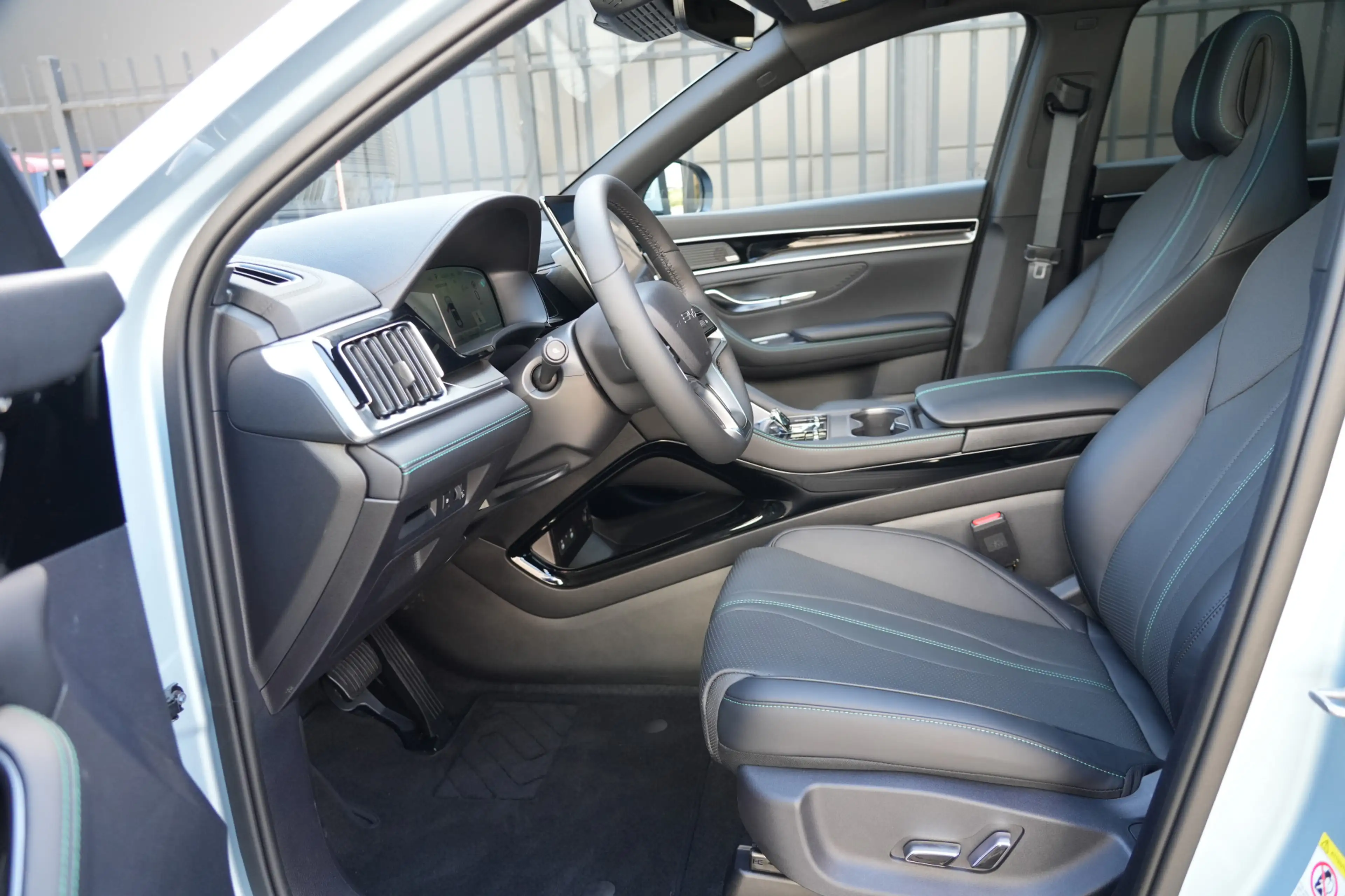 BYD Seal U 1.5 DM-i PHEV FWD Boost 218pk Panoramadak/Stoelver — photo 10
