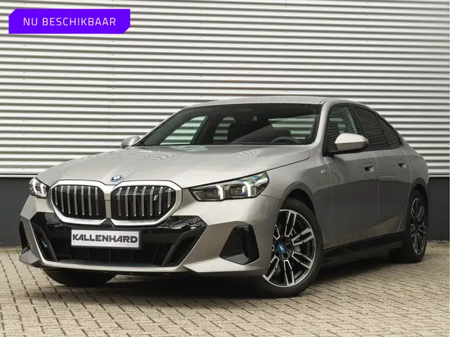 BMW i5 xDrive40 M-Sport - Onderstel Prof - Trekhaak - Bow