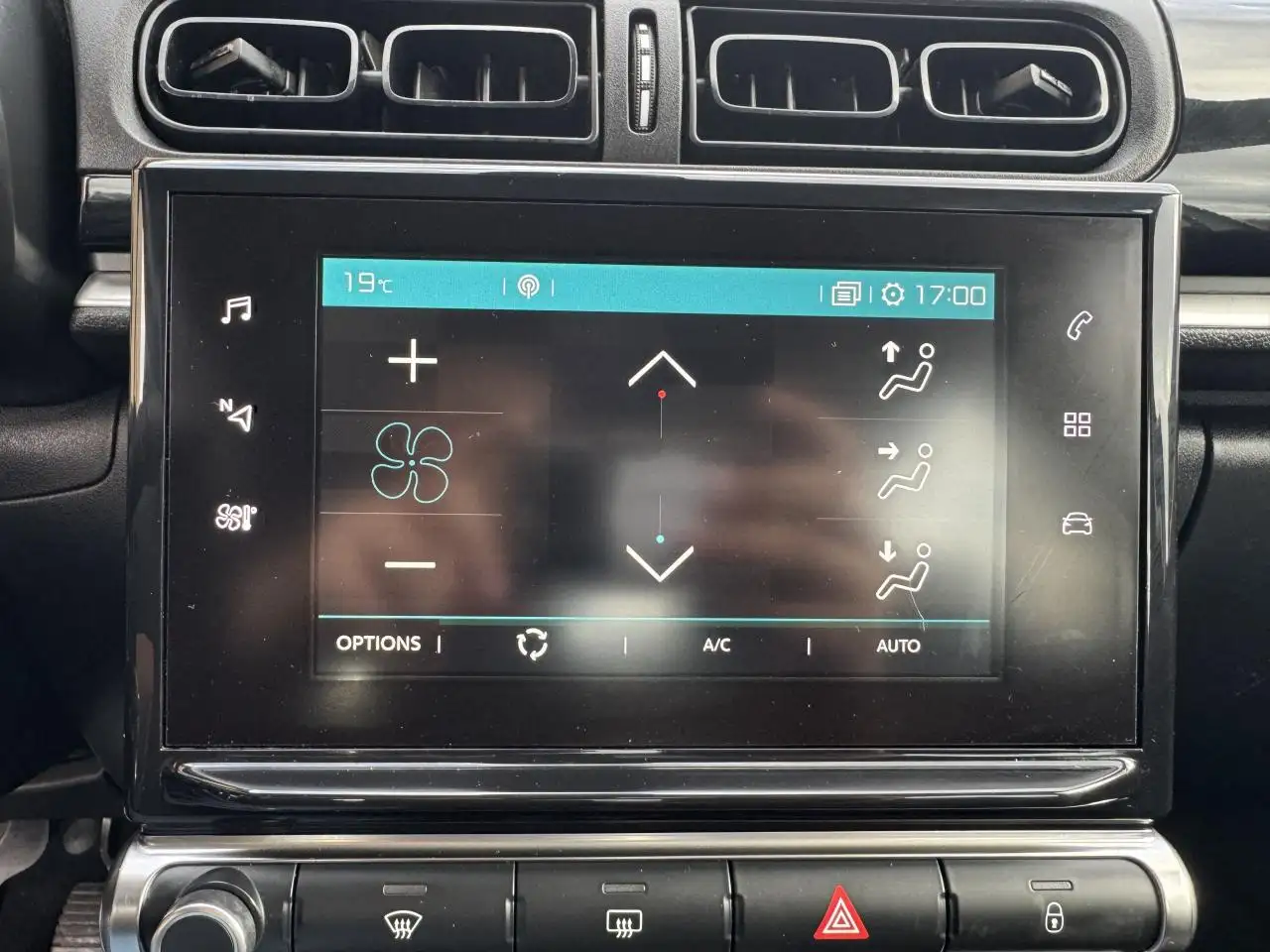 Citroen C3 C3 — photo 32