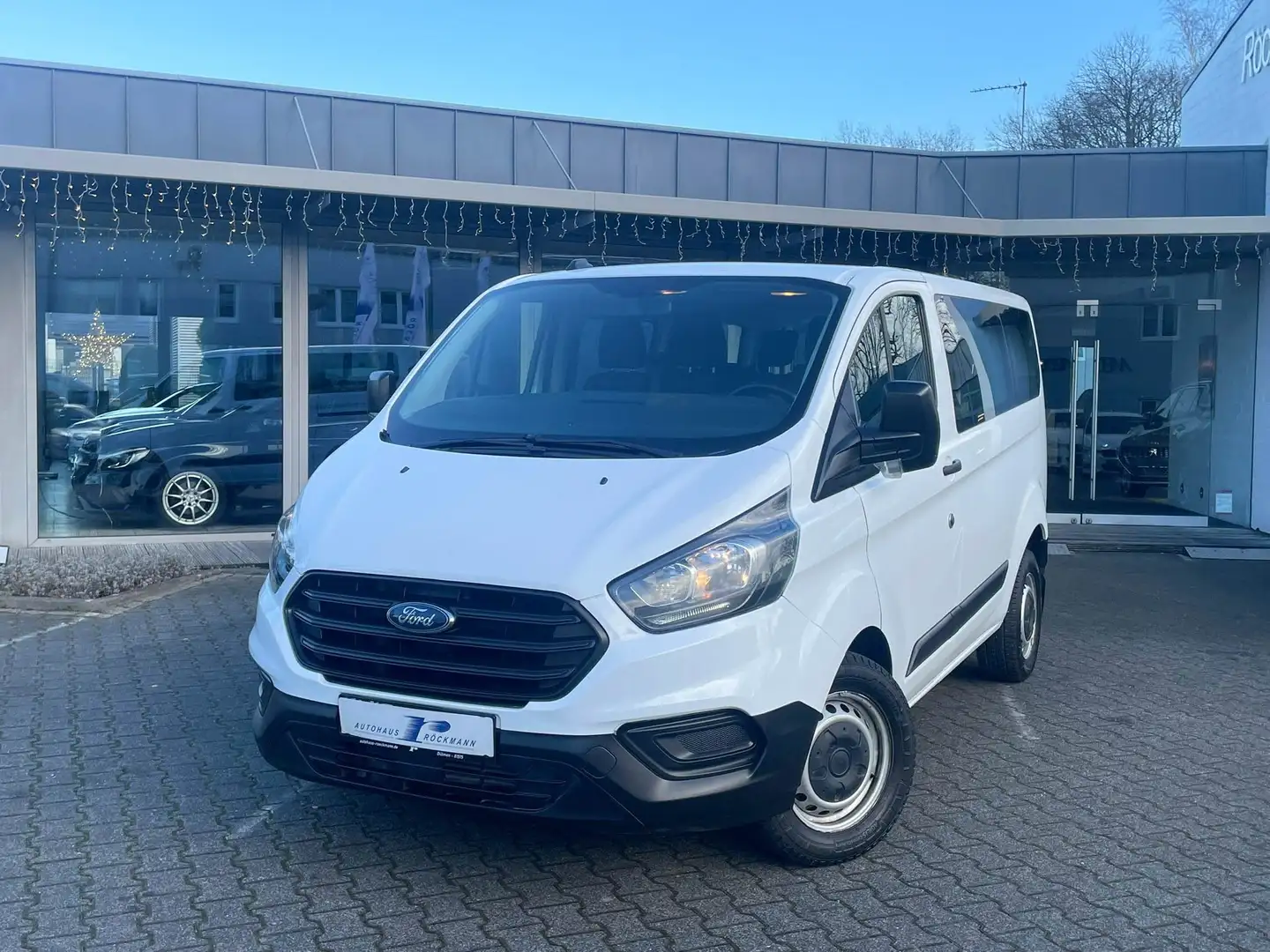 Ford Transit Custom Kombi 320 L1 9Sitzer  Klima Tempo Blanc - 2