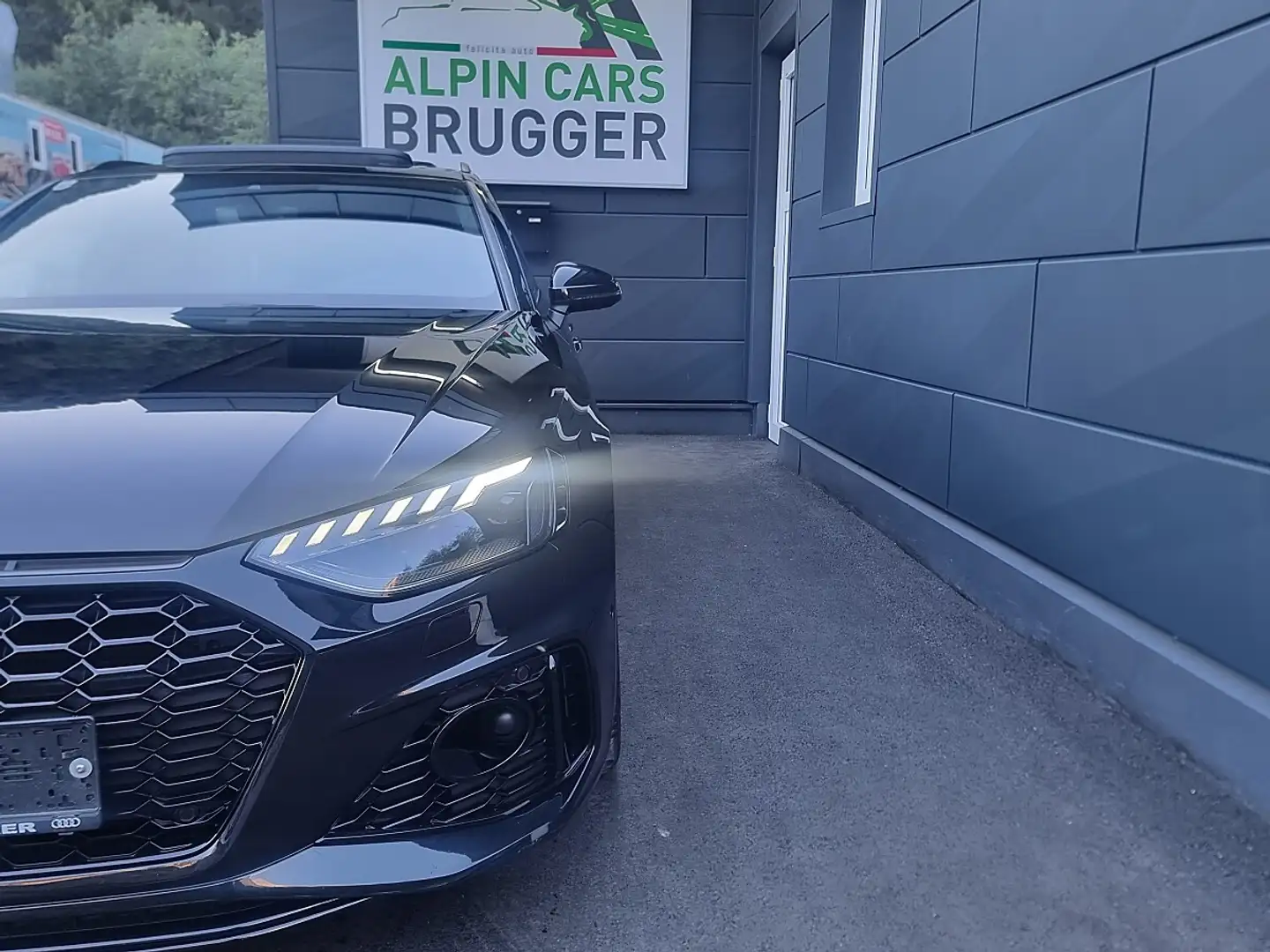 Audi RS4 Avant TFSI Tiptronic Schwarz - 2