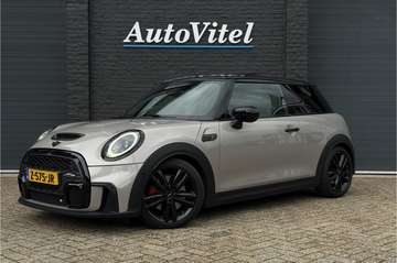 3-Deurs 2.0 | JCW-Pakket | Full Option | Pano | Ve