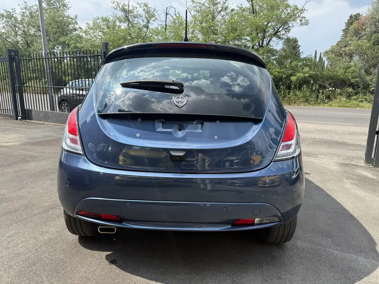 Lancia Ypsilon 2024