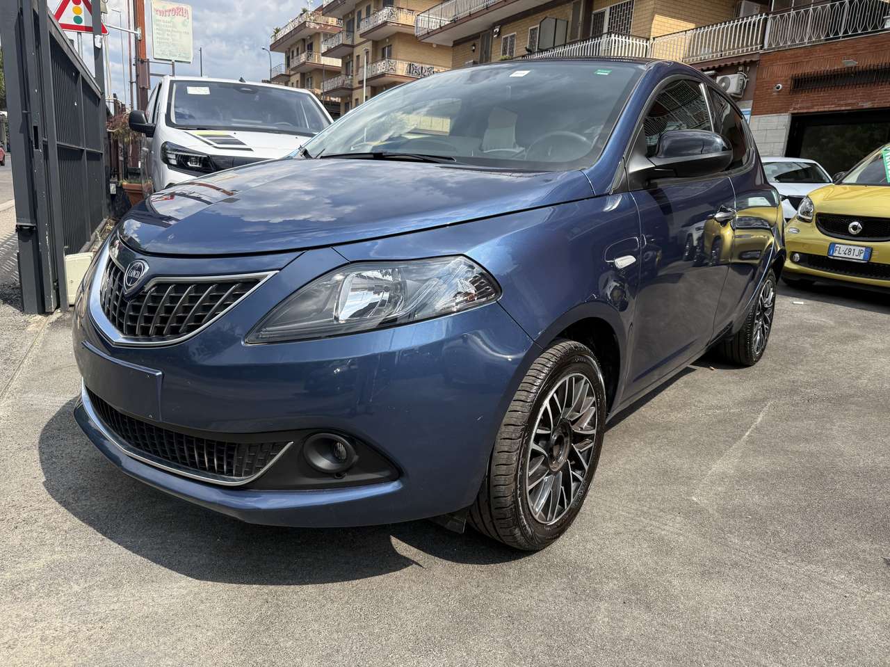 Lancia Ypsilon Ypsilon III 2021 1.0 firefly hybrid Platino s