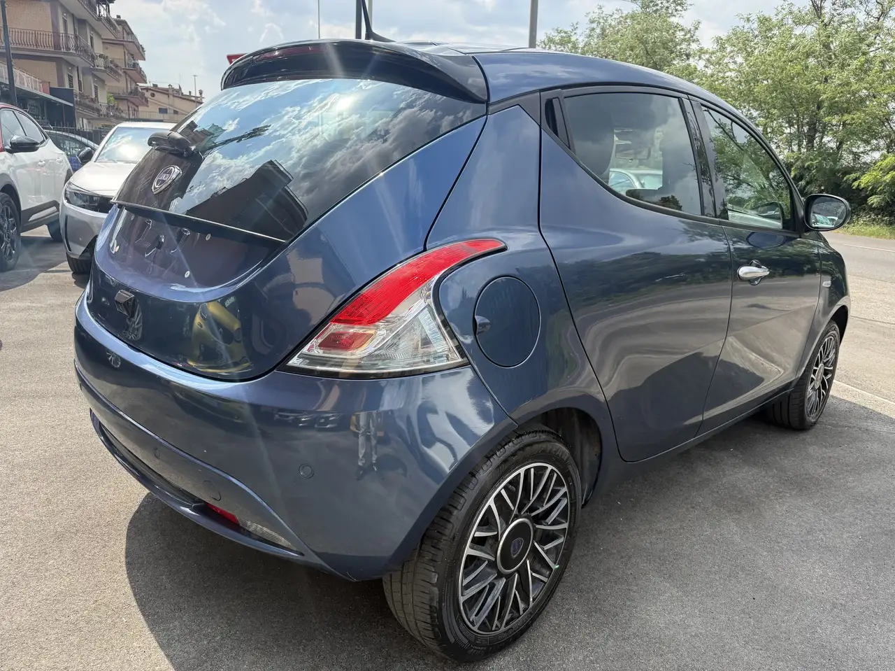 Lancia Ypsilon 2024
