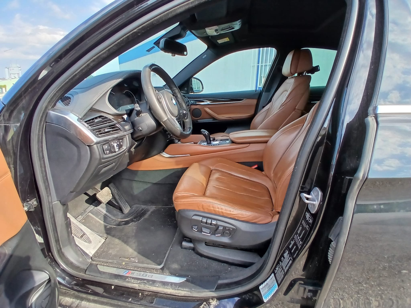 BMW X6 M50d Sport Activity Coupé Aut. *Lagerschaden* — photo 9