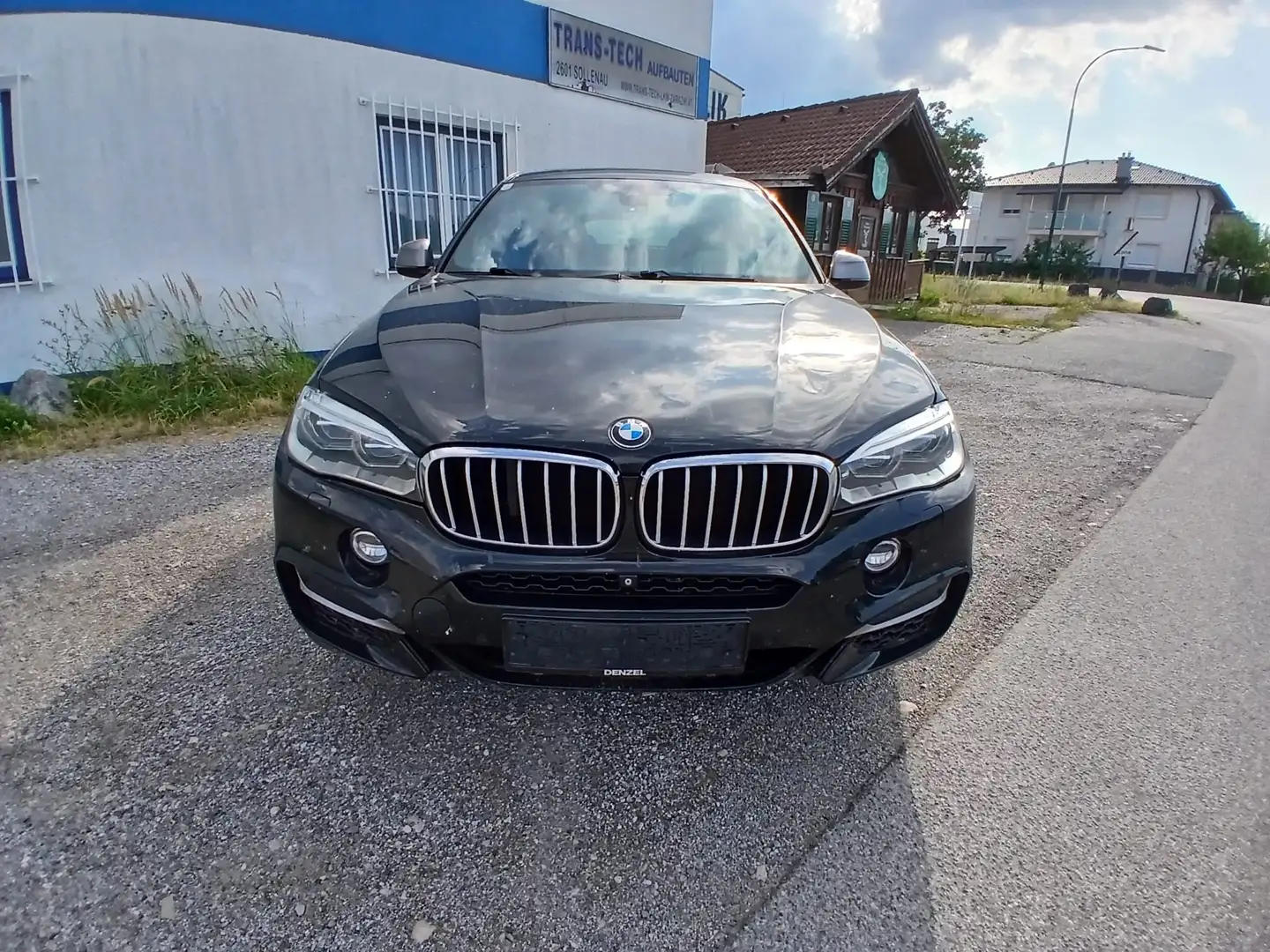 BMW X6 M50d Sport Activity Coupé Aut. *Lagerschaden* Schwarz - 2
