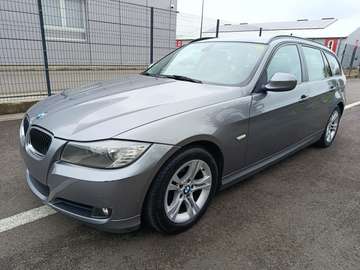 Touring 320 d cuir airco eur5