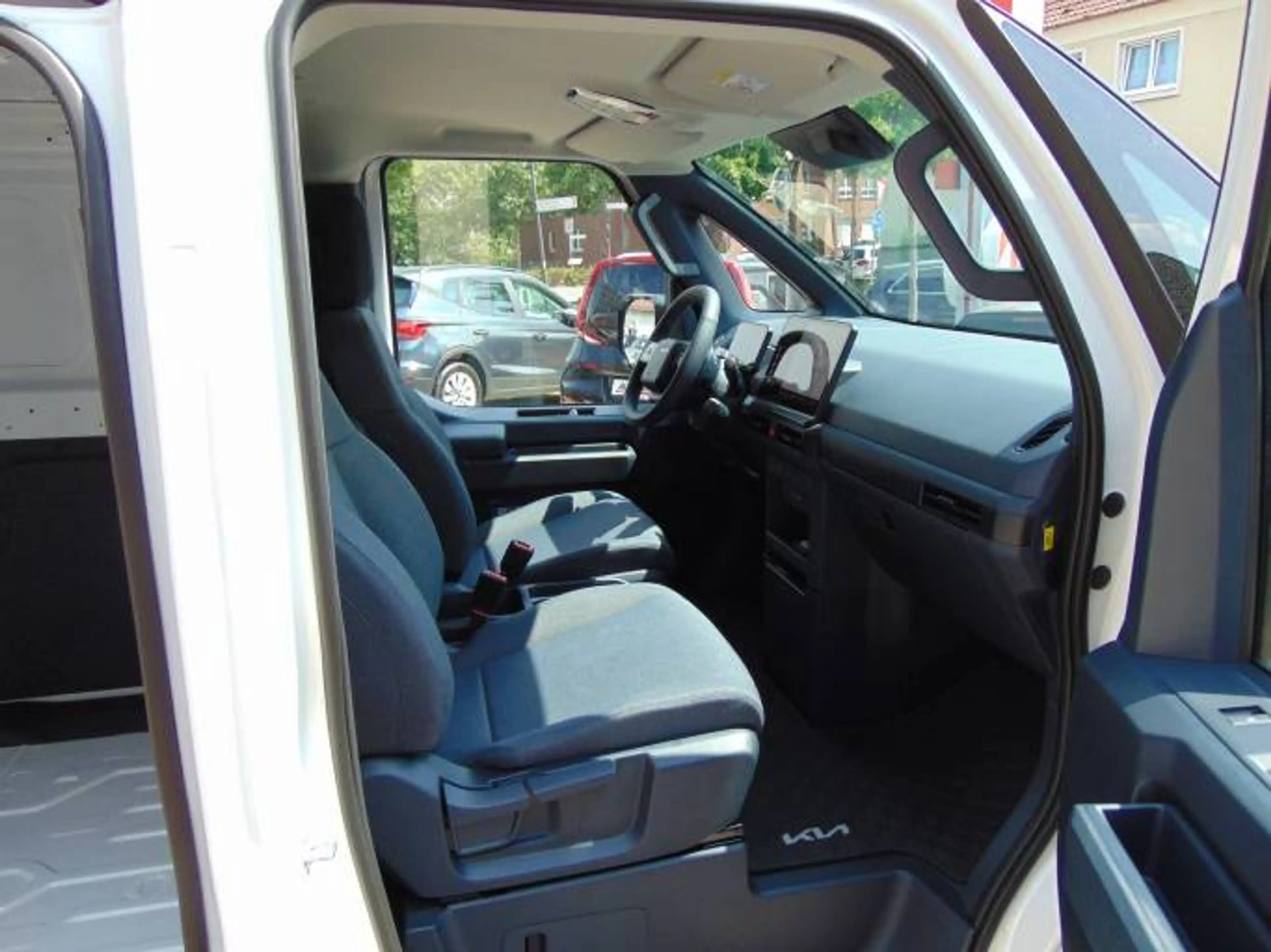Kia PV5 Cargo PV5 Cargo L2H1 71,2-kWh-Batterie Plus — photo 13
