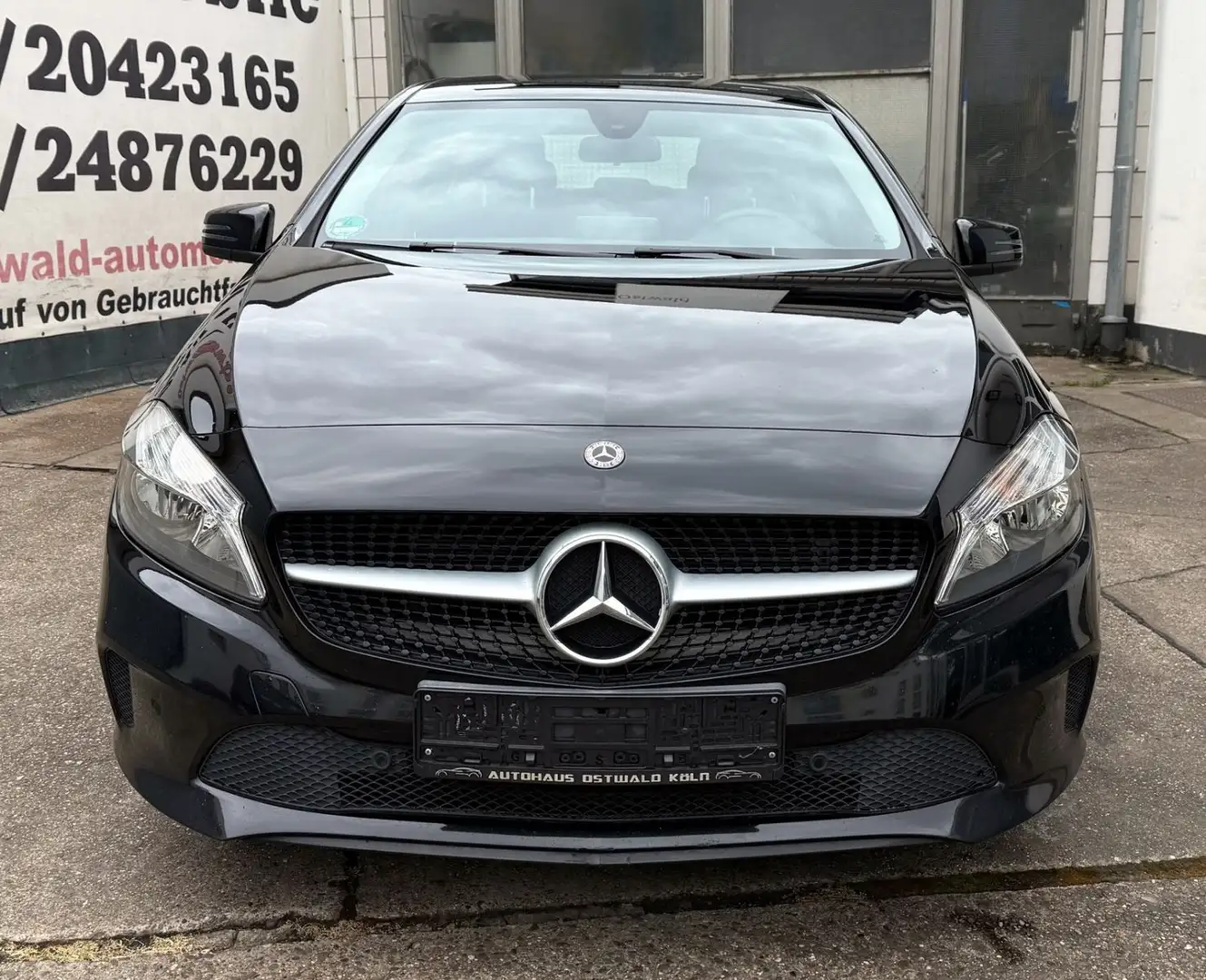 Mercedes-Benz A 180 d CDI BlueEfficiency 1.Hand Euro6 PDC MFL Noir - 2