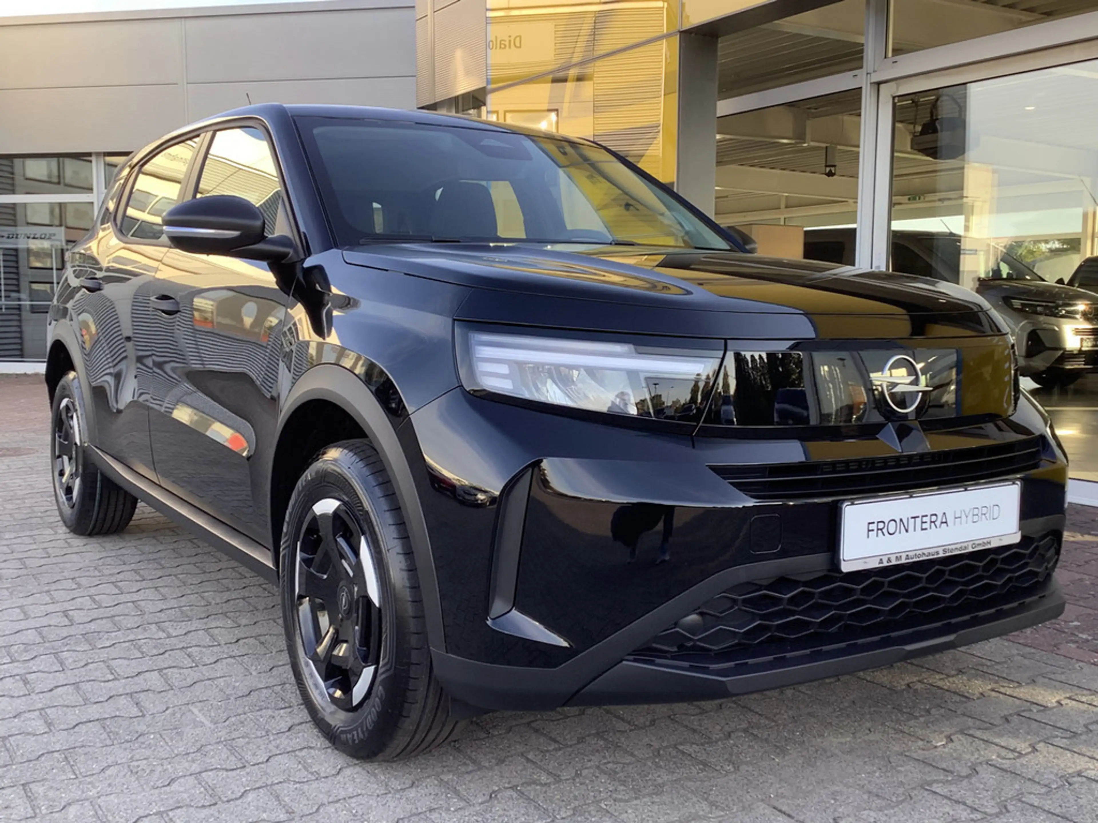 Opel Frontera Edition 1.2 81 kW KAMERA NAVI LED
