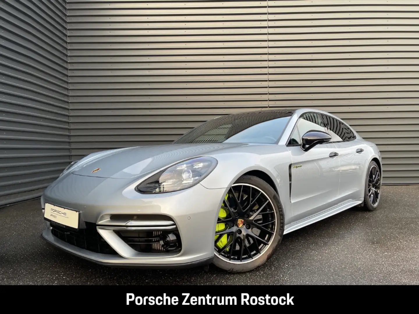 Porsche Panamera Turbo S E-Hybrid HA-Lenkung Nachtsicht Zilver - 1