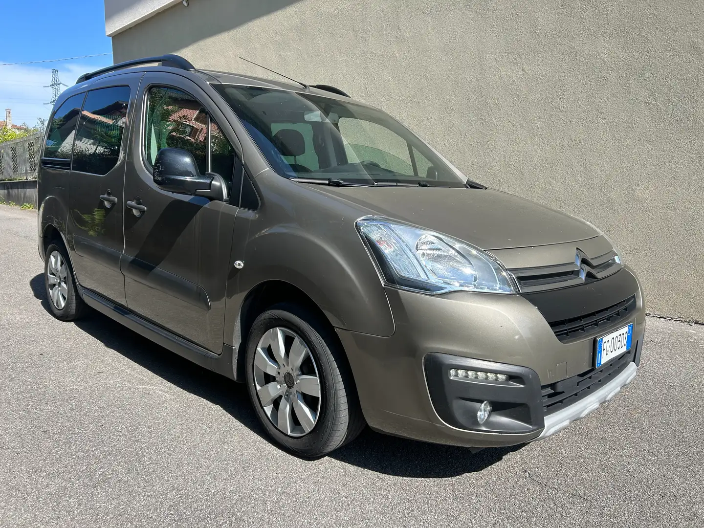Citroen Berlingo Berlingo Multispace Multispace 1.6 bluehdi 7 post Gris - 2