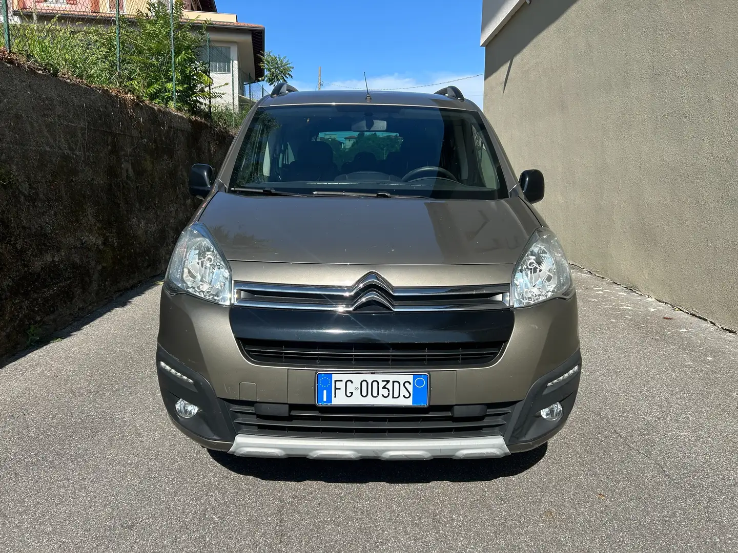 Citroen Berlingo Berlingo Multispace Multispace 1.6 bluehdi 7 post Gris - 1
