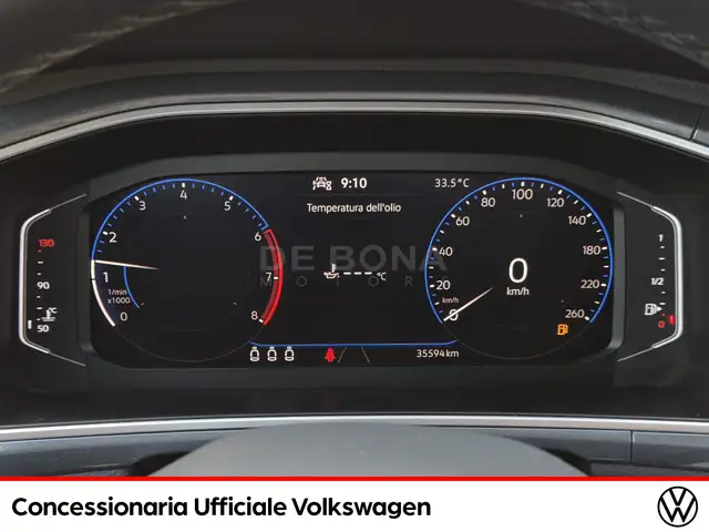 Volkswagen T-Roc view 12
