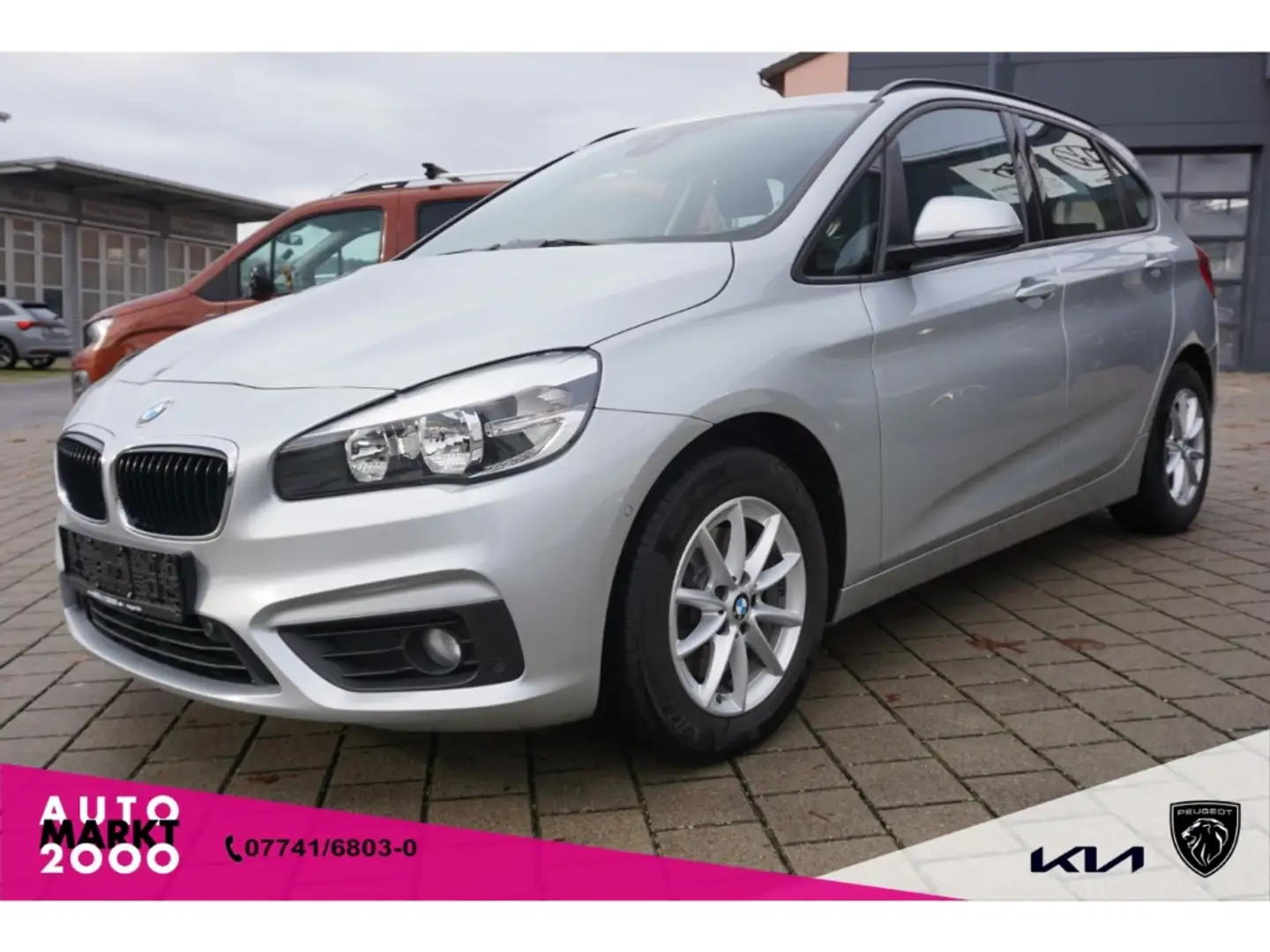BMW 218 Active Tourer Advantage Navi SHZ Kamera Klimaaut. Silber - 1