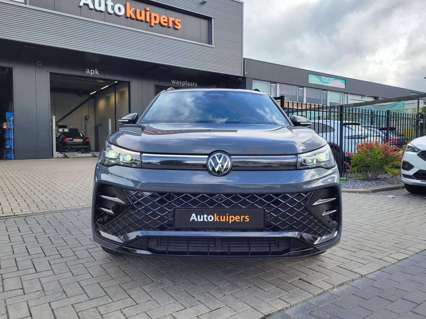 Volkswagen TIGUAN ETSI R-Line Edition -  - Joinsteer - #3