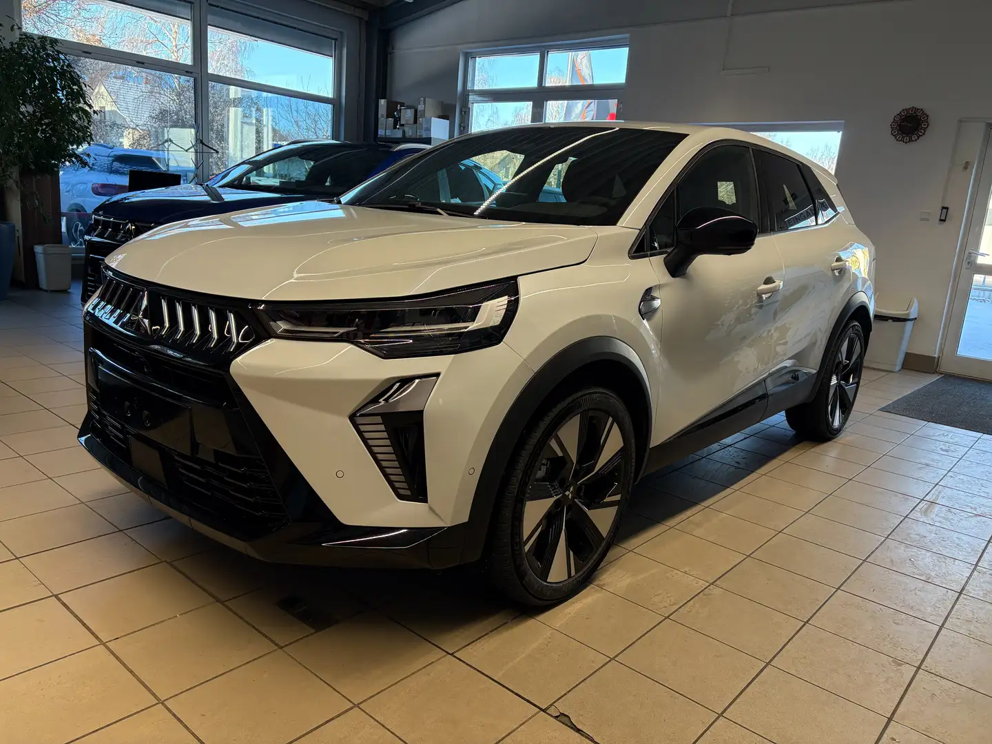 Mitsubishi Grandis Grandis 1,3 DI-T Intense Weiß - 2