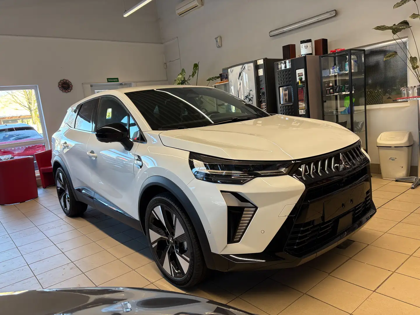 Mitsubishi Grandis Grandis 1,3 DI-T Intense Weiß - 1