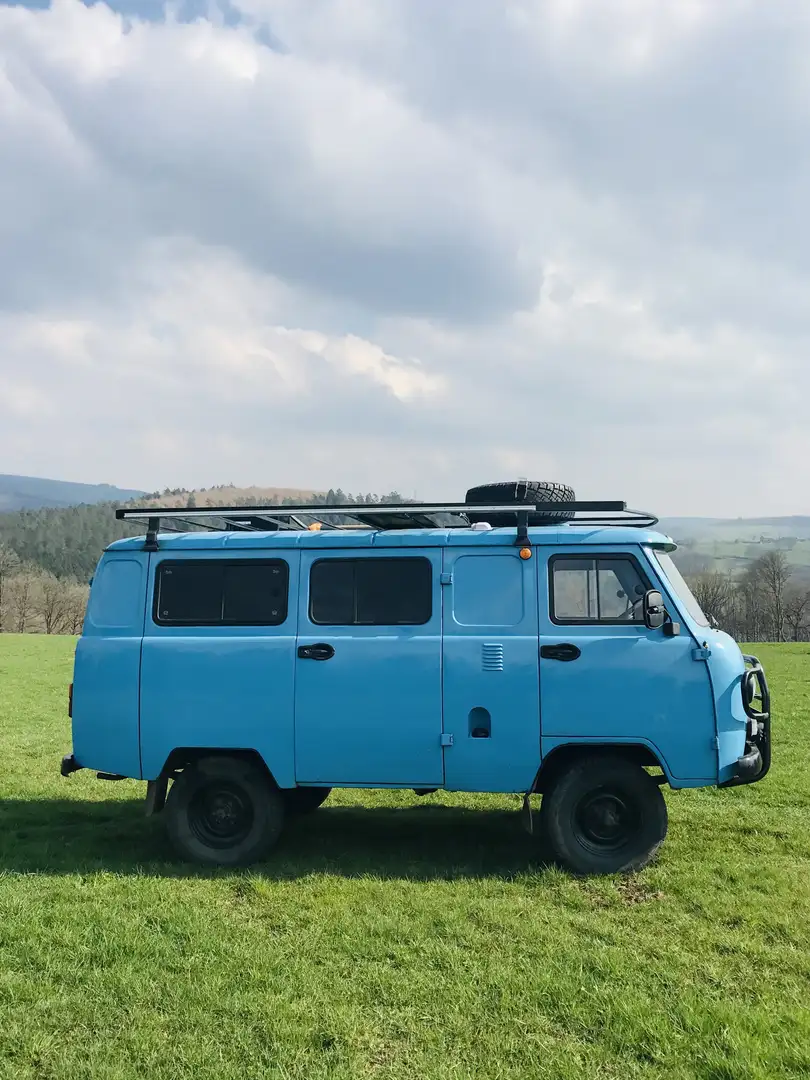 UAZ Buchanka 452D Blauw - 1
