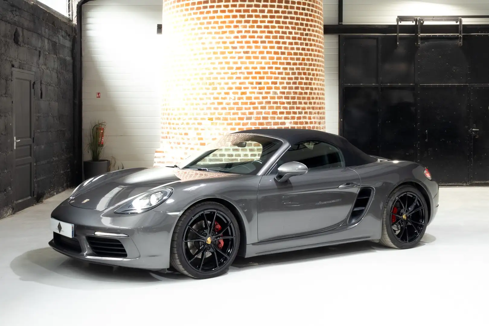 Porsche 718 Boxster 300CH 2017 Gris - 2