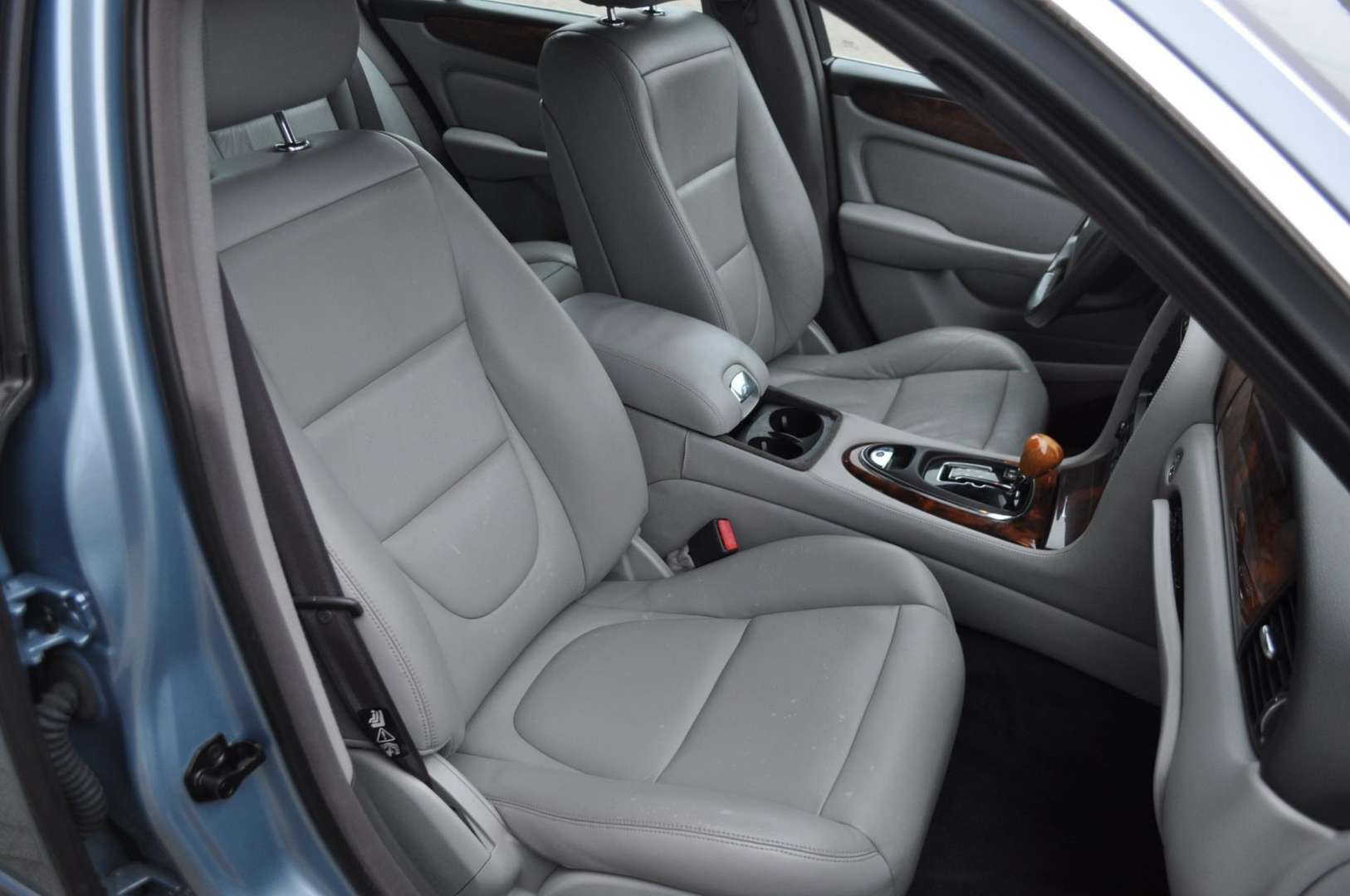 Jaguar XJ afbeelding 10