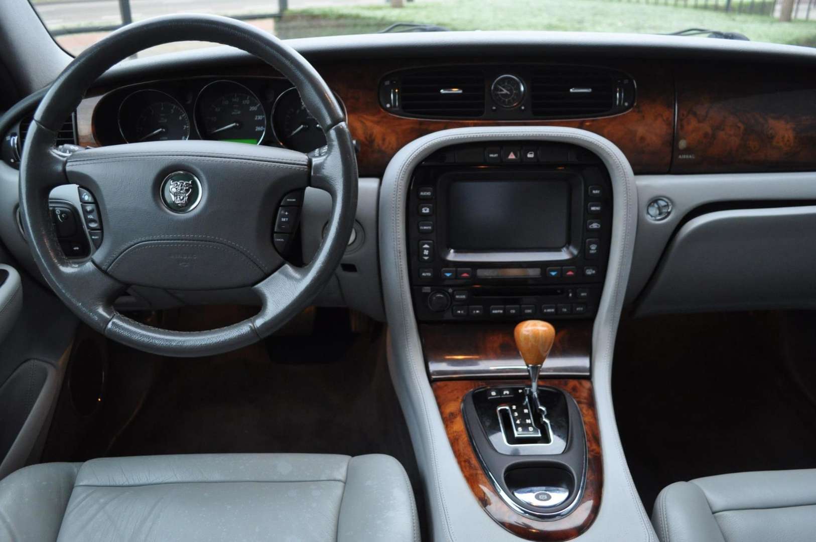 Jaguar XJ afbeelding 5