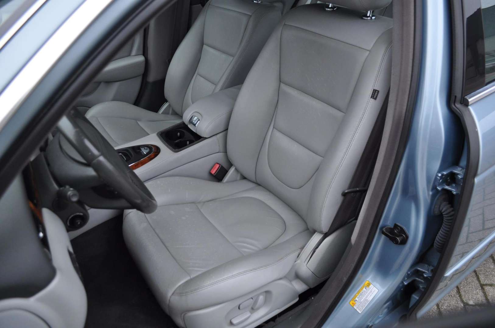 Jaguar XJ afbeelding 8