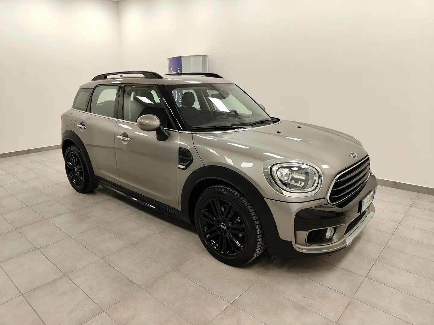 MINI Cooper Countryman 1.5 136 CV Fari LED Cruise Navi Cerchi 18" Grey - 2