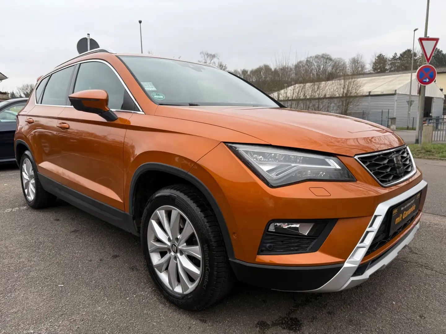 SEAT Ateca Xcellence 4Drive Standheizung Automatik Pomarańczowy - 1