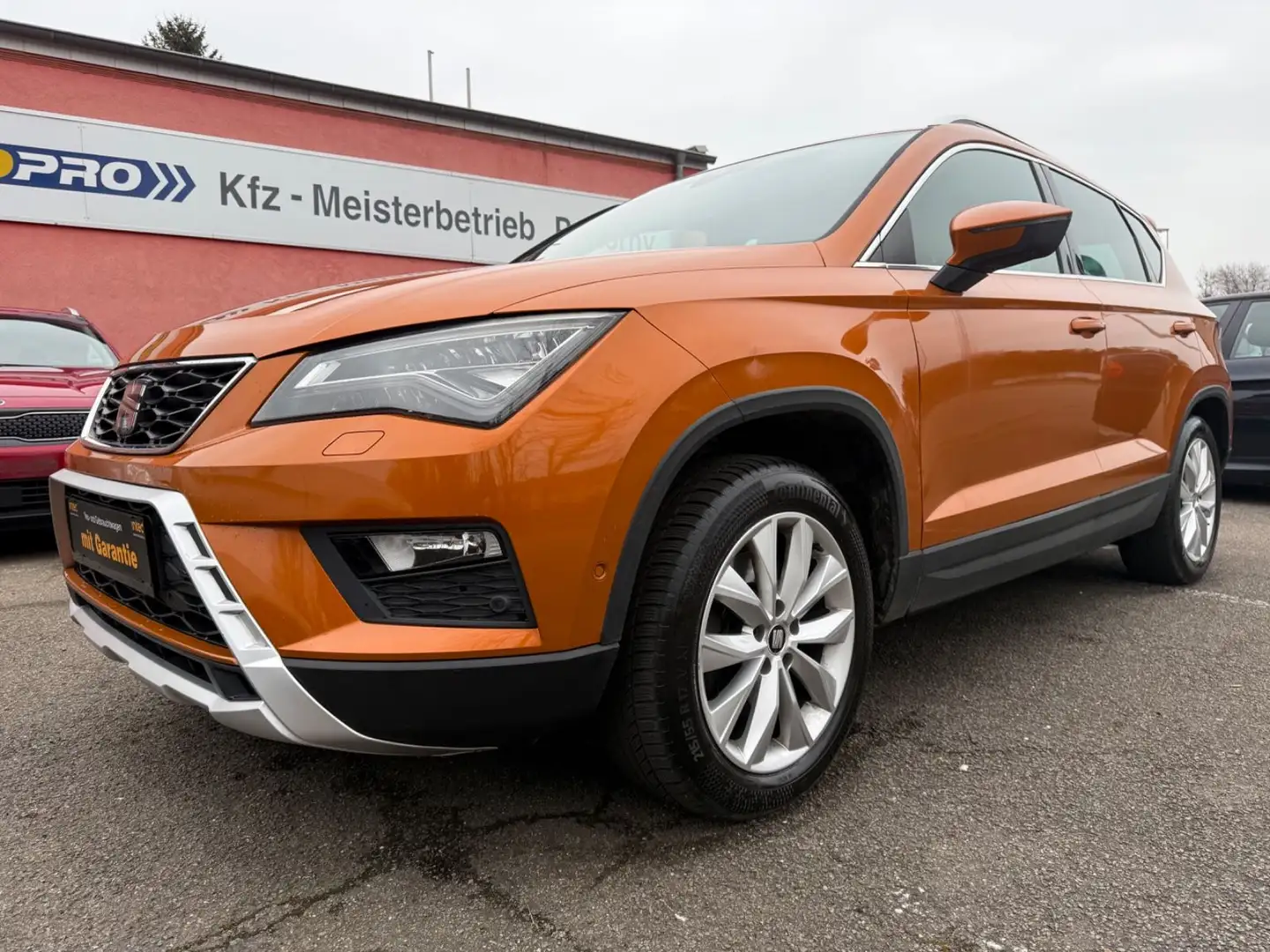 SEAT Ateca Xcellence 4Drive Standheizung Automatik Orange - 1