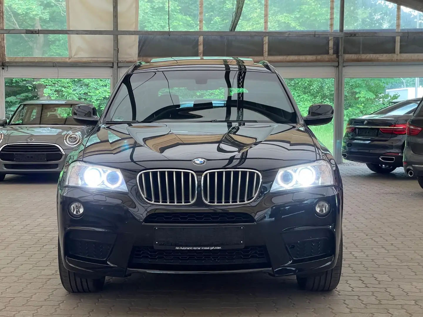 BMW X3 xDrive 30d/M-Paket/Leder/Xenon/Pano/Kamera Schwarz - 2