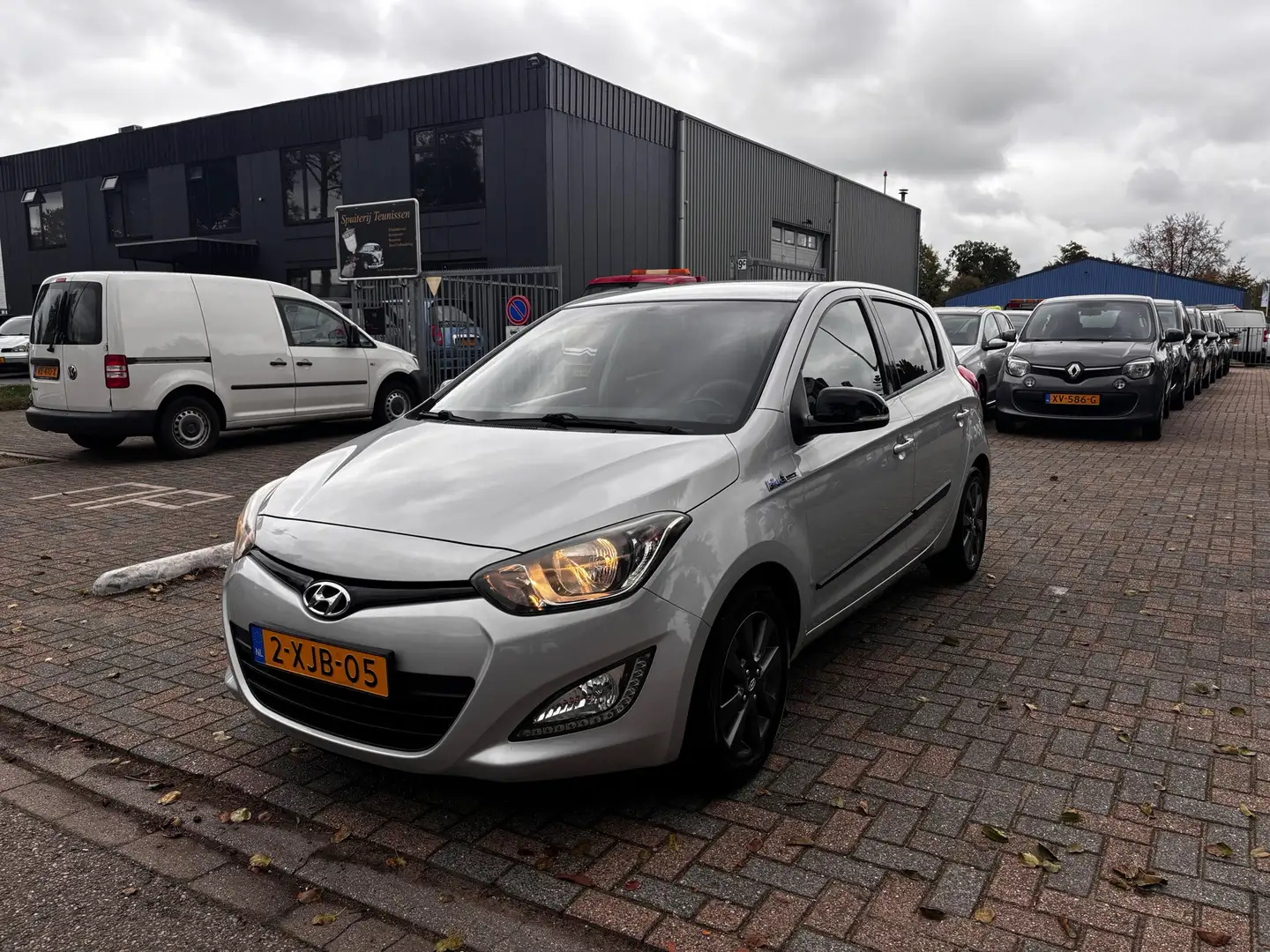 Hyundai i20 1.2i Go! Garantie - Nw Apk - Nw Ondh Grijs - 1
