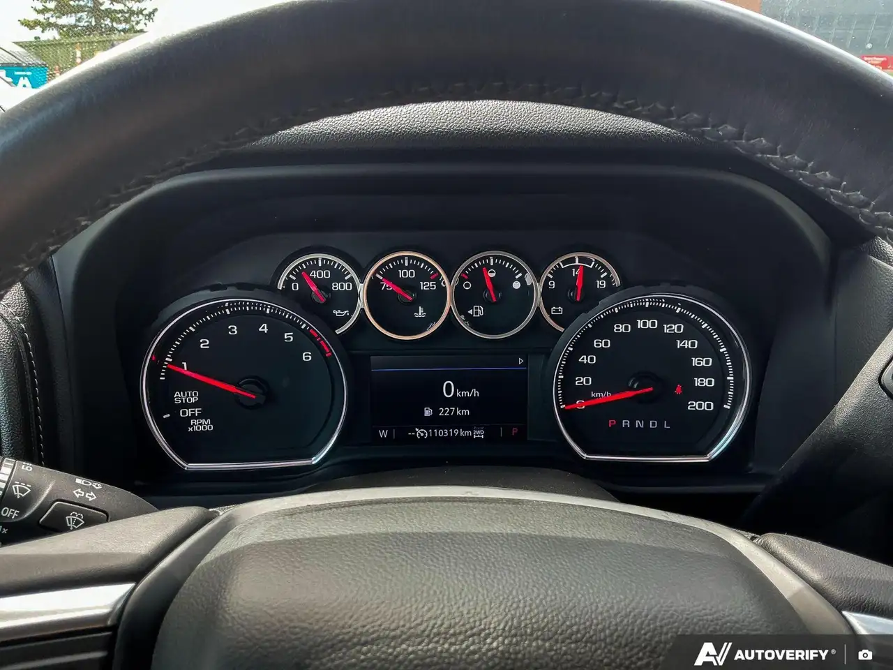 Chevrolet Silverado 1500 снимка Chevrolet Silverado 1500