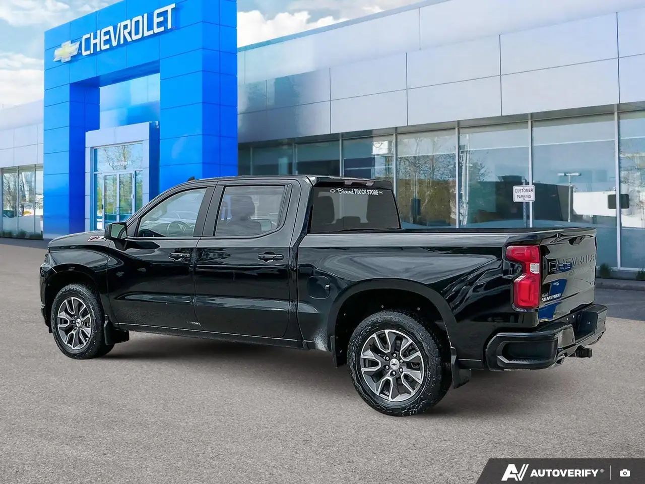 Chevrolet Silverado 1500 снимка Chevrolet Silverado 1500