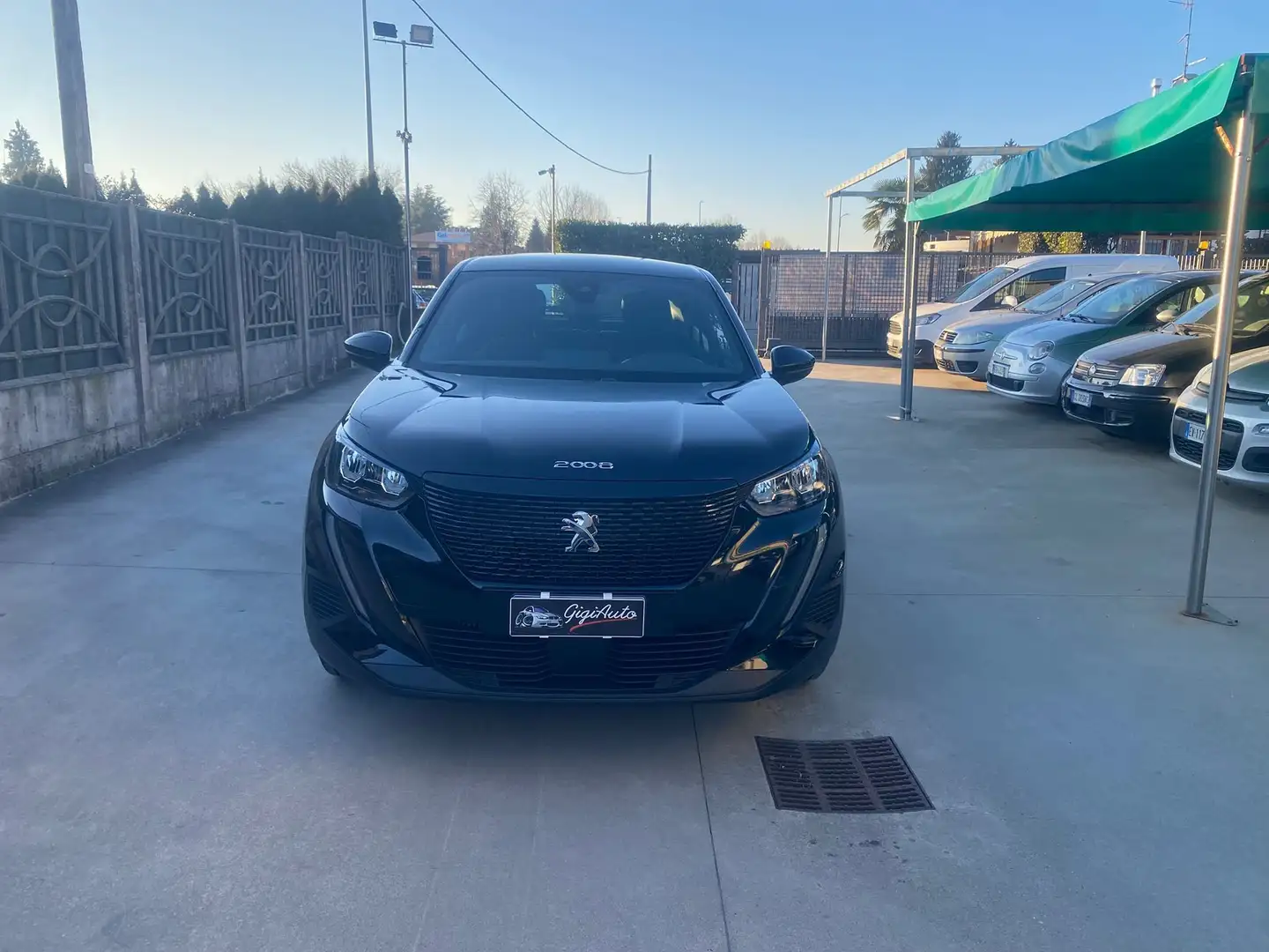 Peugeot 2008 2008 1.2 puretech Active s Nero - 2