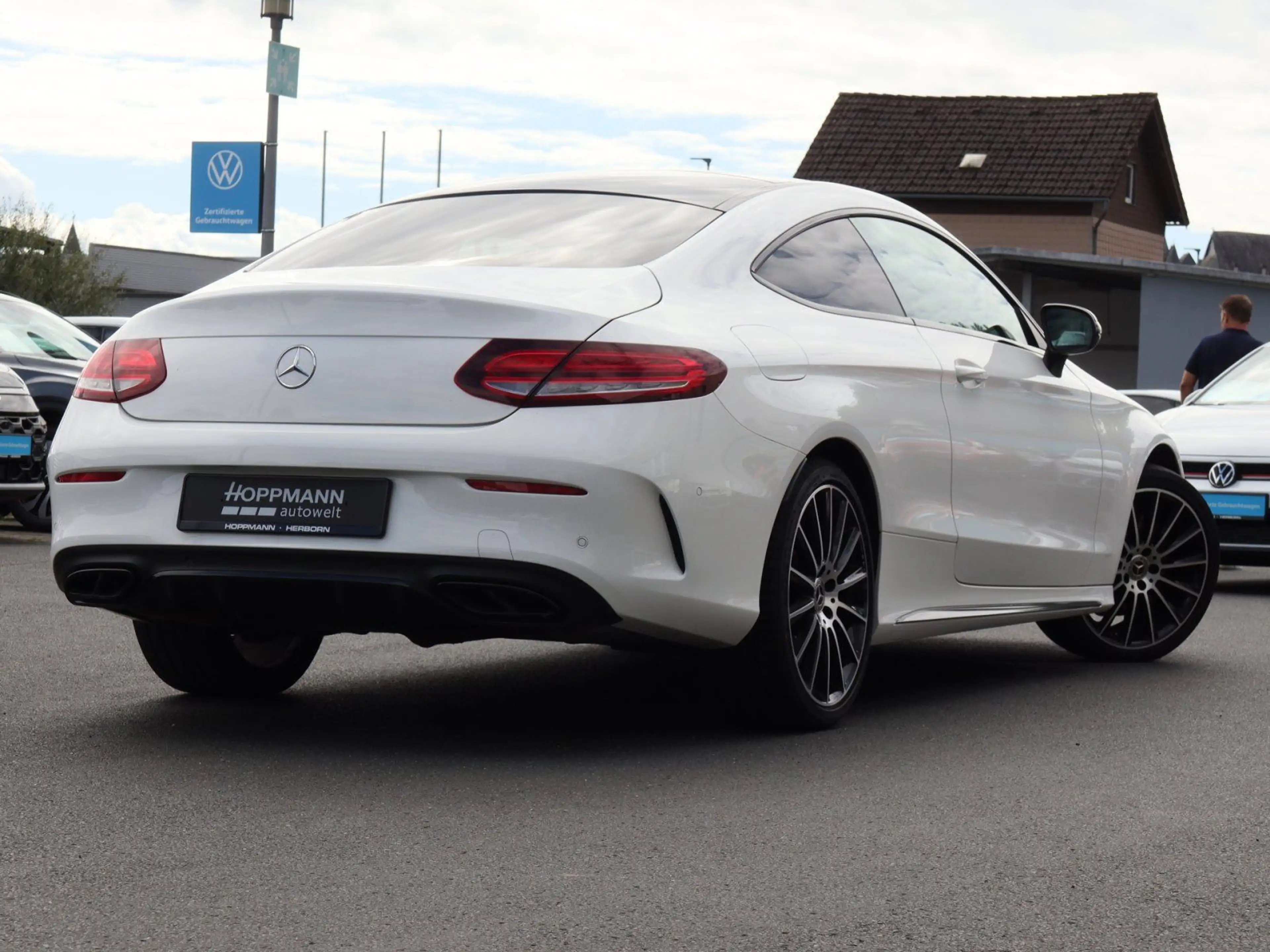 Mercedes-Benz C 300 C 300 Coupe Pano AMG-Line AHK Night — photo 3