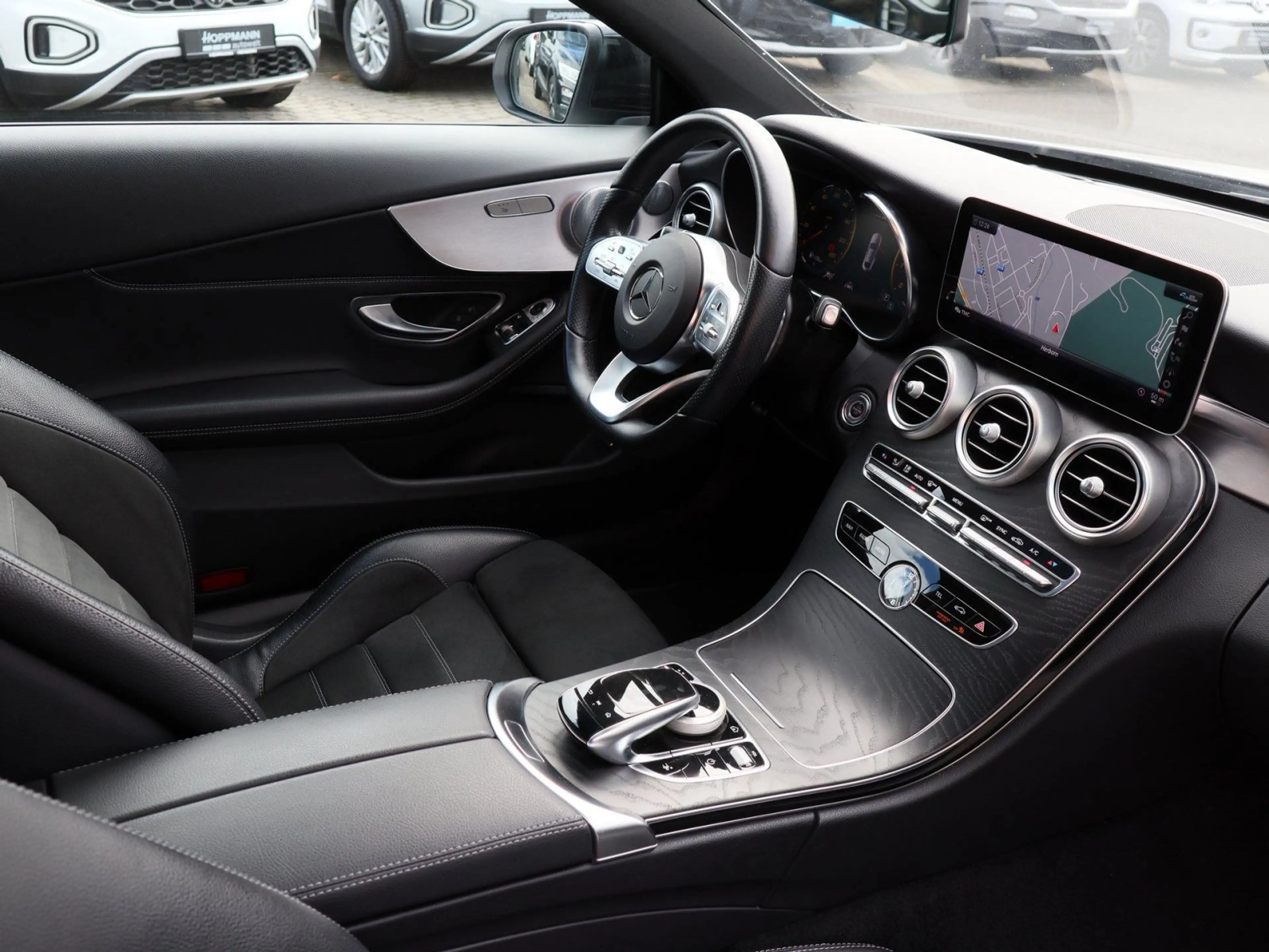 Mercedes-Benz C 300 C 300 Coupe Pano AMG-Line AHK Night — photo 4