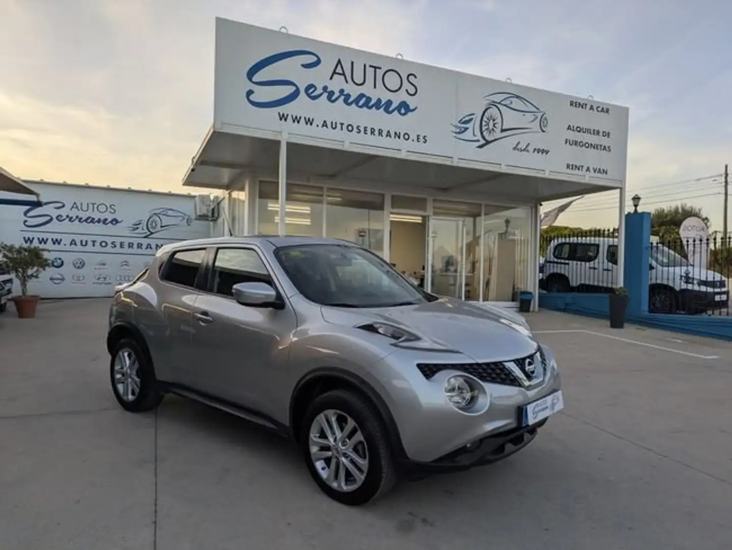 Nissan Juke 1.5dCi Acenta Gris - 1