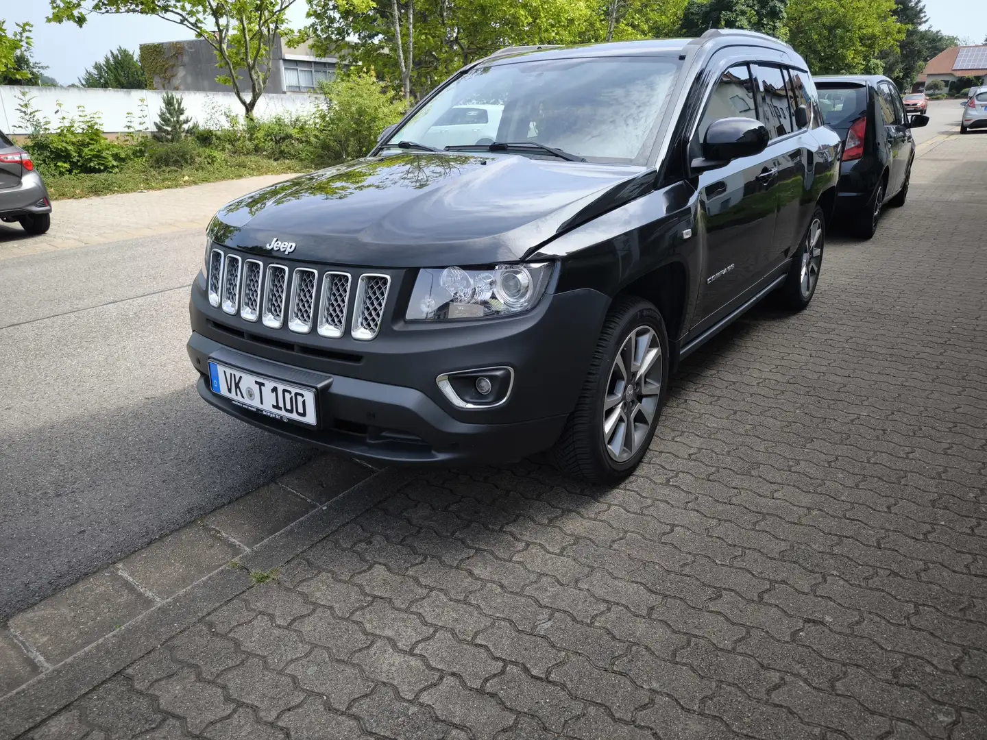 Jeep Compass Compass 2.4I 4x4 Automatik Limited Чорний - 2