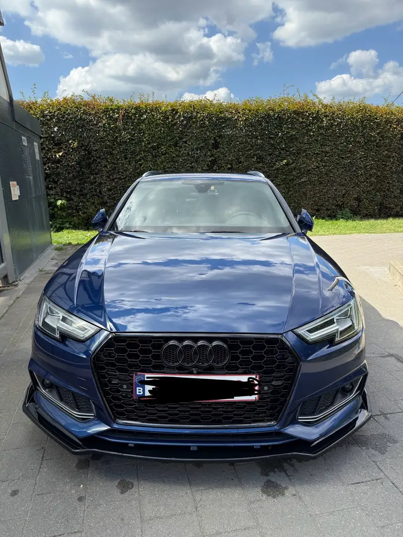Audi A4 Avant 2.0 TFSI ultra S tronic design Blauw - 1