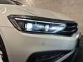 Volkswagen Passat Variant *ELEGANCE*MATRIX-ACC-AHK-R.KAM-SHZ Weiß - thumbnail 10